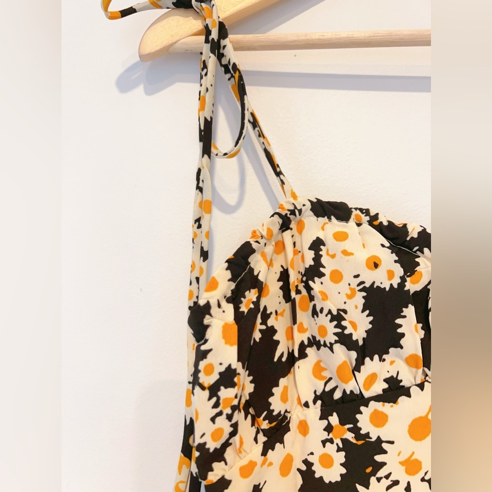 FLOWER PRINTED DRESS (LONG WEEKEND SALE) - Picture 4 of 5